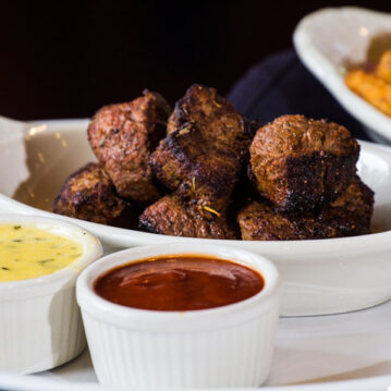 Beef Tips w/Fries